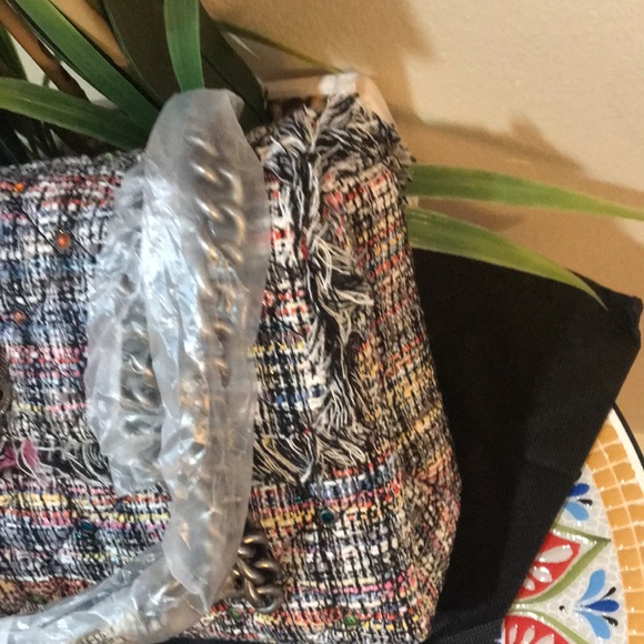 Kurt Geiger London Kensington Recycled Tweed Shoulder Bag - Picture 8 of 17